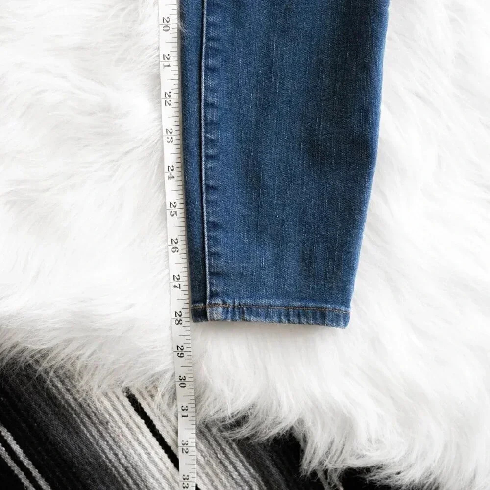Madewell Skinny Jeans Women’s Size 28 | 8” Mid Rise Medium Blue Wash Denim - Picture 6 of 6